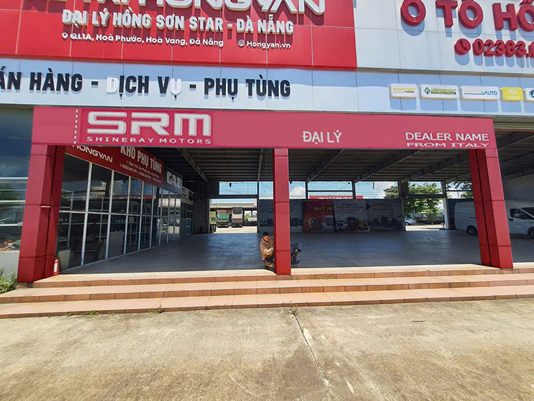 mat dung alu banner hong son